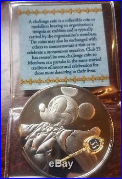 New! Disney Disneyland Club 33 Challenge Coin Members Only NEW