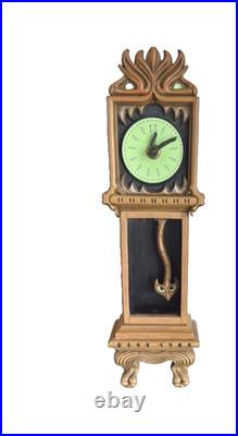 Nib Disney Haunted Mansion Authentic Glow In The Dark Resin 12 Hour Table Clock Nib Disney Haunted Mansion Authentic Glow In The Dark Resin 12 Hour Table Clock