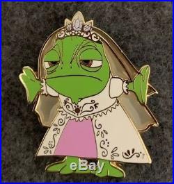Pascal in Wedding Dress Disney Fantasy Pin LE /50 Tangled Rapunzel Best Day Ever