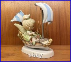 Precious Moments Disney Theme Park Exclusive Imagination Has No Age, Rare