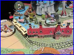 RARE Disney 50th Anniversary DisneyLand Theme Parks Castle Snowglobe Water Dome