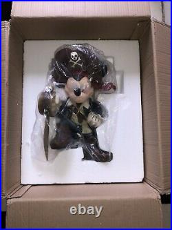 RARE Disney Theme Park Mickey Mouse Pirates of the Caribbean Big Fig LE 120