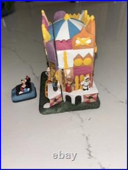 RARE Disneyana Disney Attraction Figure Resin Hinged Box IT'S A SMALL WORLD Mint