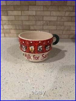 RETIRED Authentic Disney Theme Park Ceramic Santa Mickey Milk & Cookie Set #35