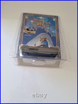 RETIRED Disney Theme Park Collection Die Cast Metal SPLASH MOUNTAIN Ride Vehicle