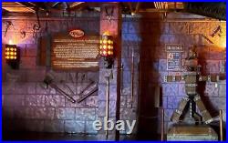 SHREK 4-D Original Universal Studios Theme Park Prop Wrist Cuffs DUNGEON ROOM