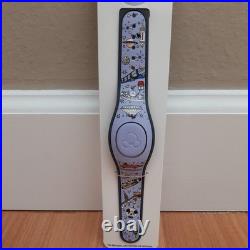 Set of 6 Magic Bands, Magic Kingdom Theme, Limited Release, See Details