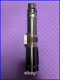 Star Wars Disney Galaxys Edge REFORGED LUKE SKYWALKER Legacy Lightsaber + sheath