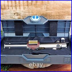 Star Wars Disney Galaxys Edge REFORGED LUKE SKYWALKER REY Legacy Lightsaber Hilt Star Wars Disney Galaxys Edge REFORGED LUKE SKYWALKER REY Legacy Lightsaber Hilt
