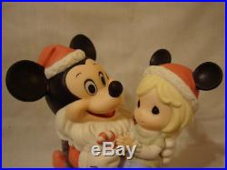 T Precious Moments-Rare 2 Day Disney Theme Park Exclusive-Mickey Mouse As Santa