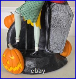 The Art of Disney Theme Parks Jack and Sally Nightmare Before Christmas Statue