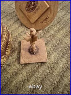 The Art of Disney Theme Parks Olszewski Tinkerbell In Hooks Lantern Heirloom Box