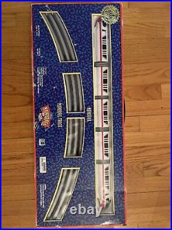 VINTAGE And EXCLUSIVE Walt Disney Theme Park Monorail with Track