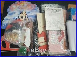 VTG 1988 Disney World Theme Park Magic TOWN SQUARE PLAY SET New Open Box