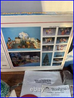 Vintage 1988 Disney World Theme Park Disney Magic TOWN SQUARE PLAY SET