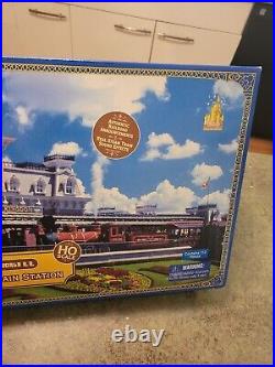Vintage Disney MAIN STREET TRAIN STATION Theme Park HO Scale NIB SEALED