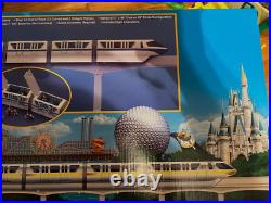 Vintage Disney World Theme Park Monorail Playset Rare Find TEAL- Mint New Vintage Disney World Theme Park Monorail Playset Rare Find TEAL- Mint New
