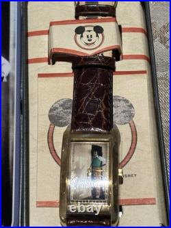 Vintage Walt Disney Theme Park & Resort Fossil Watch Rare