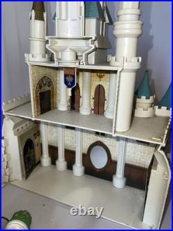 Vintage Walt Disney World Cinderella Castle Monorail Park Playset Retired Works