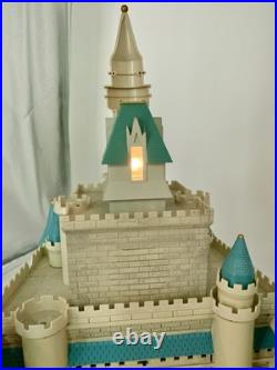 Vintage Walt Disney World Cinderella Castle Monorail Park Playset Retired Works