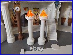 Vintage Walt Disney World Cinderella Castle Playset Retired w Play People