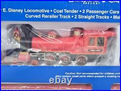 Vintage Walt Disney World R. R. HO Scale Train Set, Theme Park Collection NIB