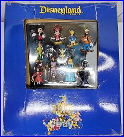 WDW Disneyland Castle Playset 50th Years Celebration Theme Park Golden Edition