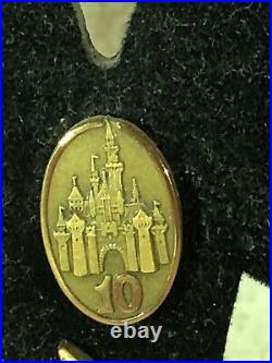 Walt Disney CAST MEMBER serivce anniversary pin set year 1-30