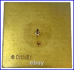 Walt Disney World Cast Member Health Services Pin (Doctor/Nurse) (Rare)