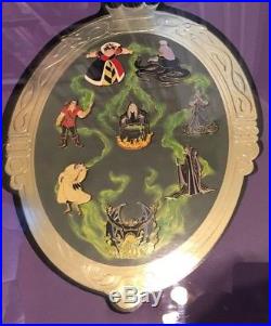 Walt Disney World Mirror Mirror Villians 8 Pin Framed Limited Edition Set with COA