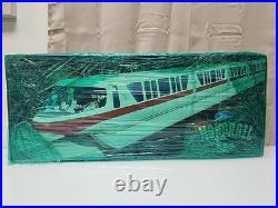 Walt Disney World Monorail Playset Track Theme Park Original Box 5 Cars New