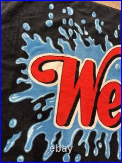 Wet N Wild Resort Water Park Vintage Towel & Tee Shirt Bundle Lot Size Medium