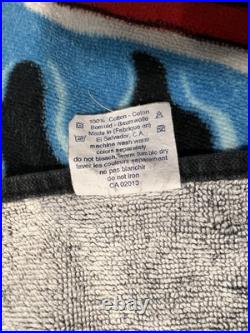 Wet N Wild Resort Water Park Vintage Towel & Tee Shirt Bundle Lot Size Medium