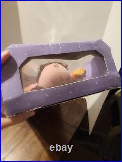 Y2K Disneyworld My Disney Girl American 18 Brown Hair World Pink Theme Park Ed