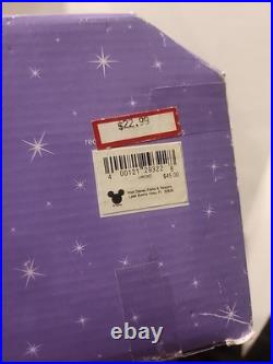 Y2K Disneyworld My Disney Girl American 18 Brown Hair World Pink Theme Park Ed