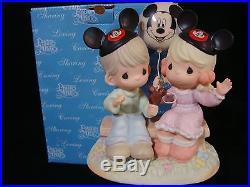 Zu Precious Moments-Disney Showcase Theme Park Exclusive-Mickey And Minnie Ears